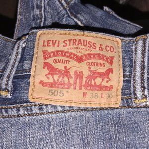 Levi 505 blue jeans mens size 38/30
